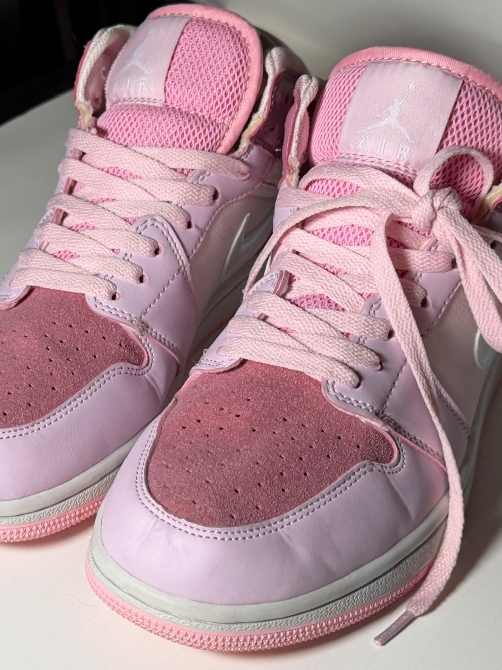 Air Jordan 1 Mid Digital Pink Women's Size 8.5